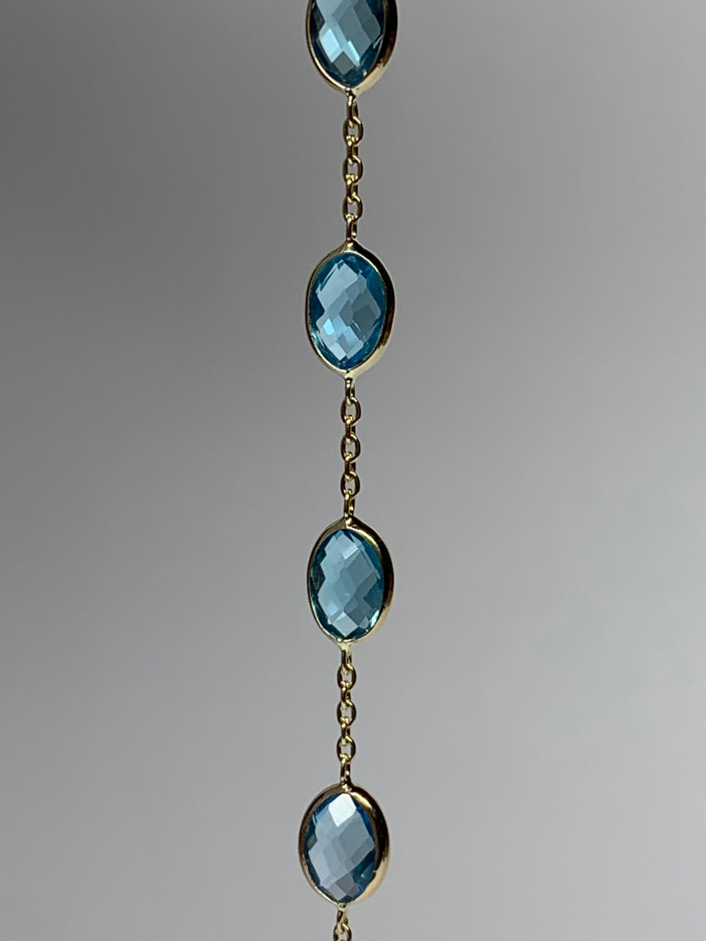 Bracelet, 14k Solid Yellow Gold, Blue Topaz