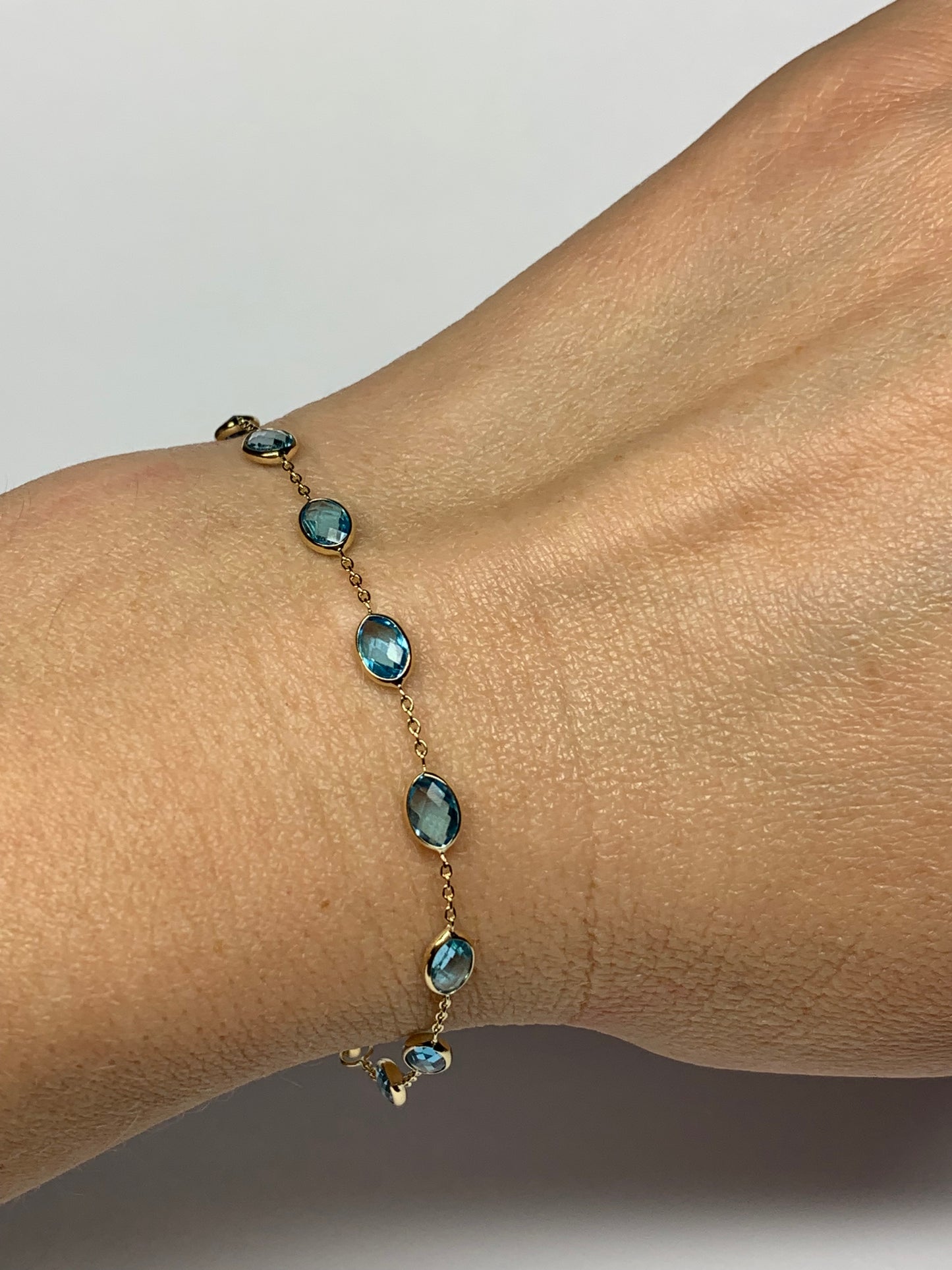 Bracelet, 14k Solid Yellow Gold, Blue Topaz